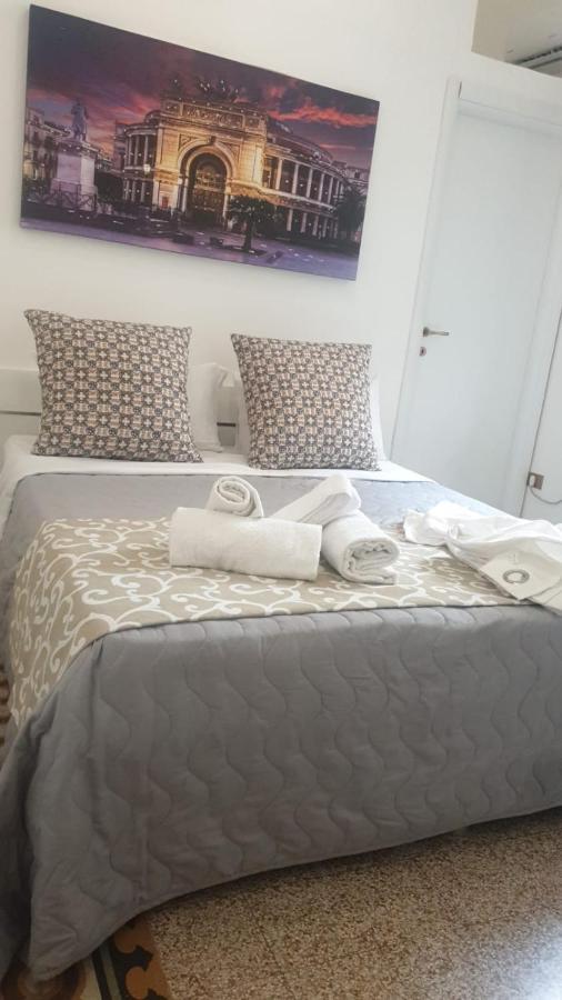 Locami Palermo Centro Rooms Εξωτερικό φωτογραφία